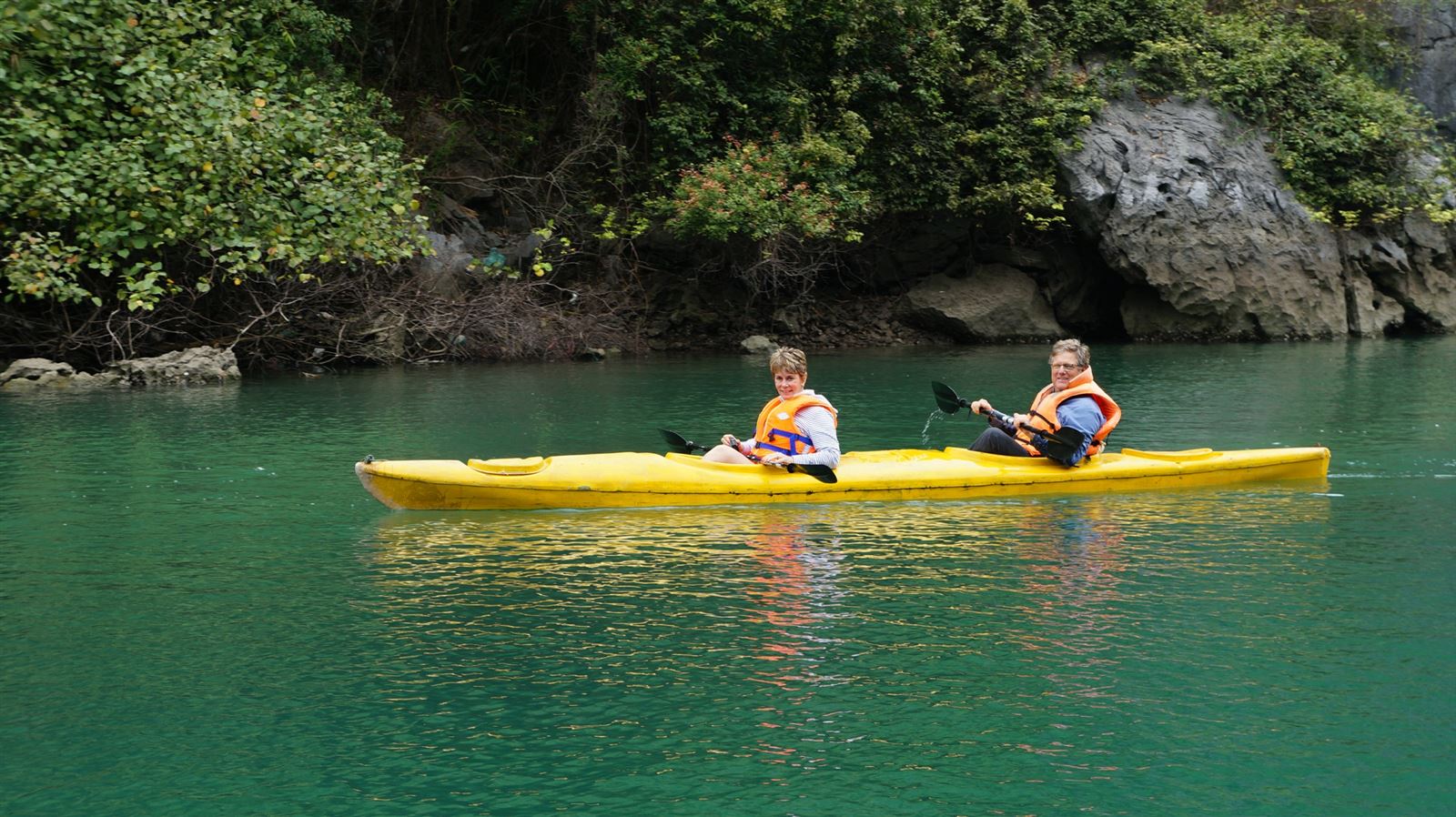 Chèo thuyền Kayak